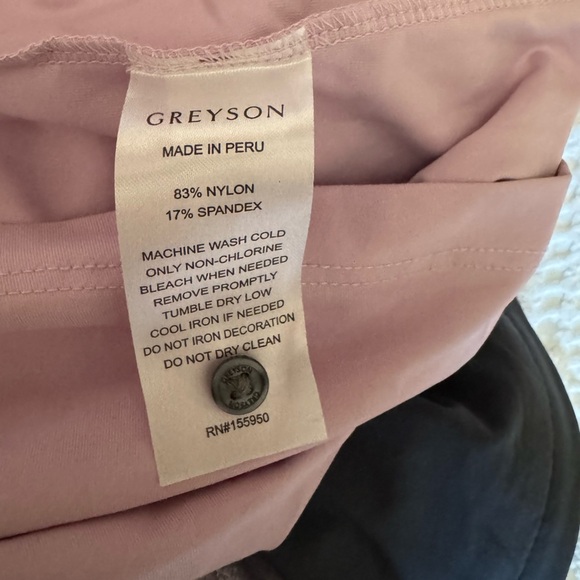 Scarlett Crowley Collar Greyson pink golf polo.   Worn 1x.   Smoke free home. - Picture 4 of 5